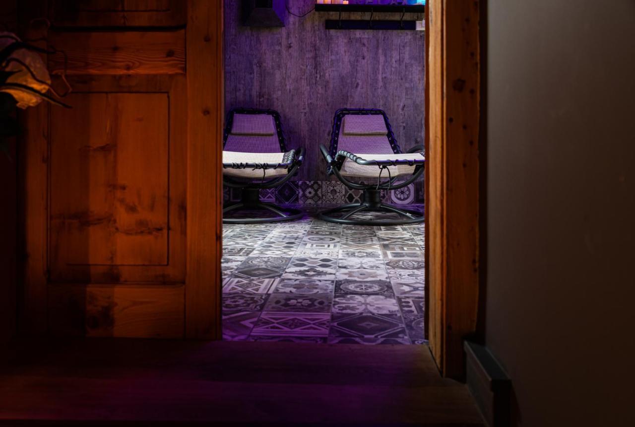 Antico Borgo B&B Con Spa - Adults Only 마네르바 델 가르다 외부 사진